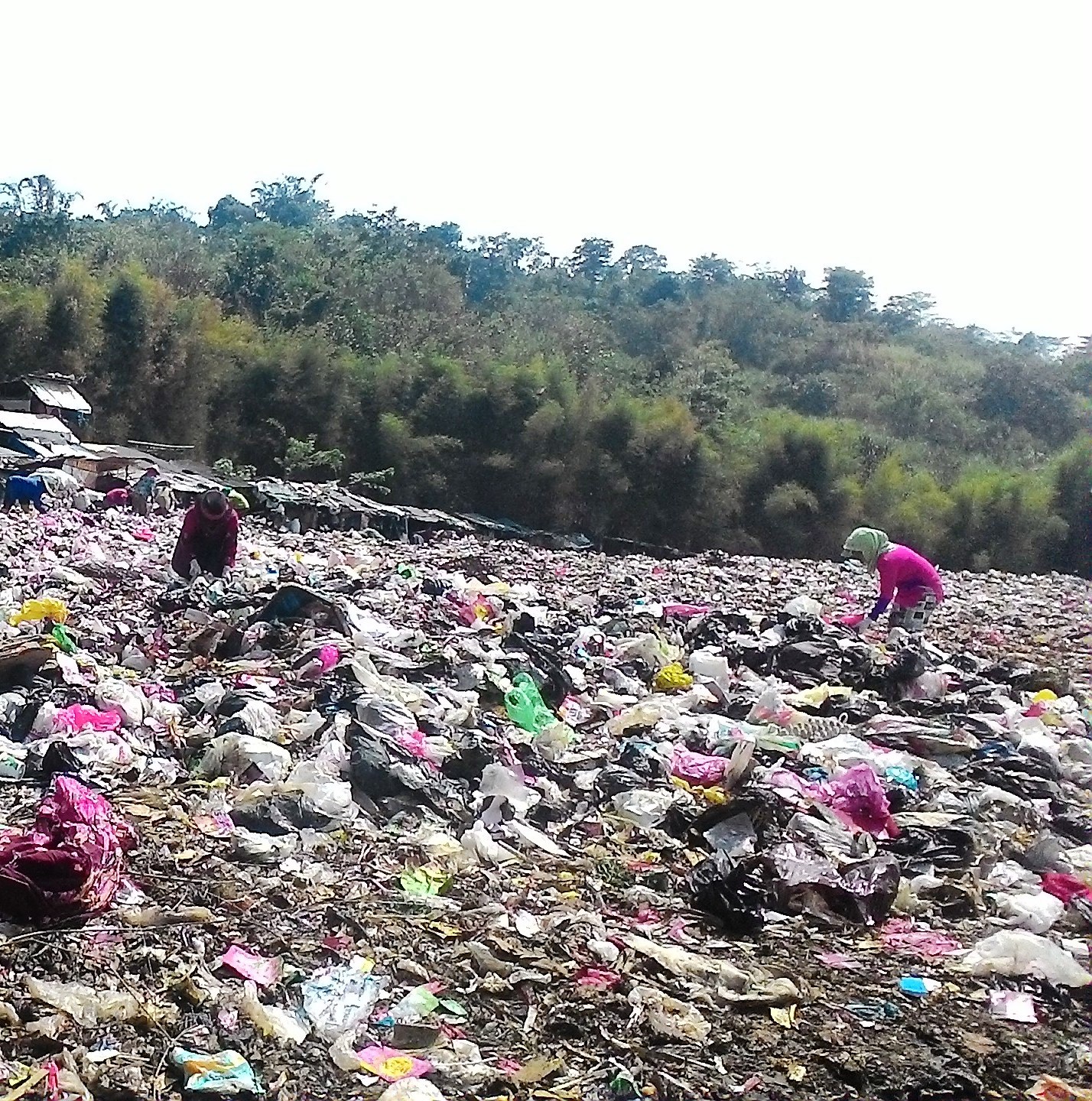 Umur TPA Panembong Tinggal Satu Tahun