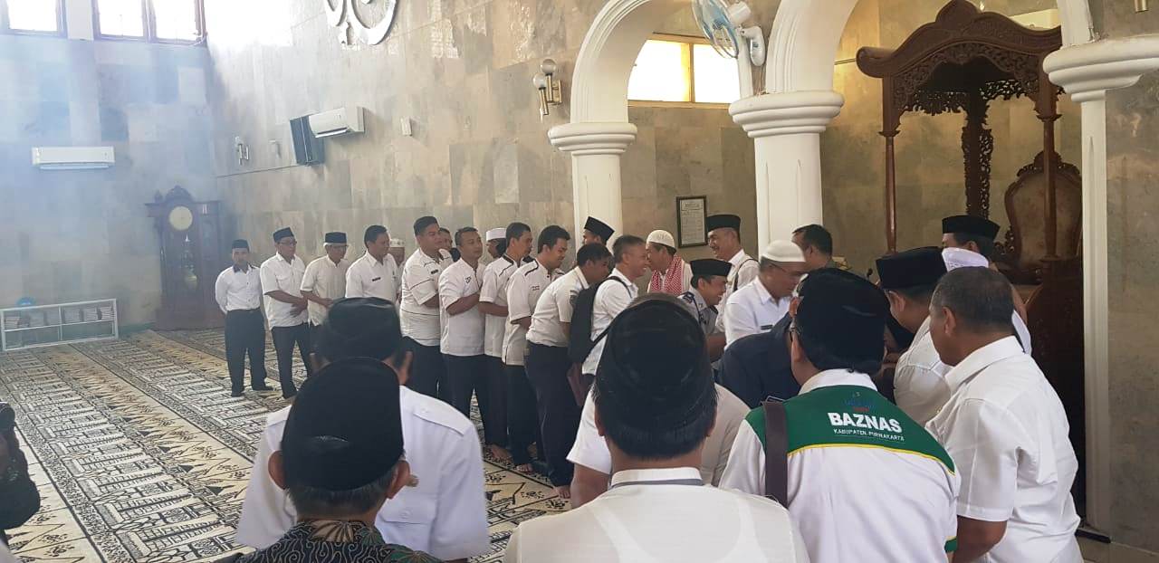 Shalat Ghaib dan Galang Dana untuk Korban Gempa