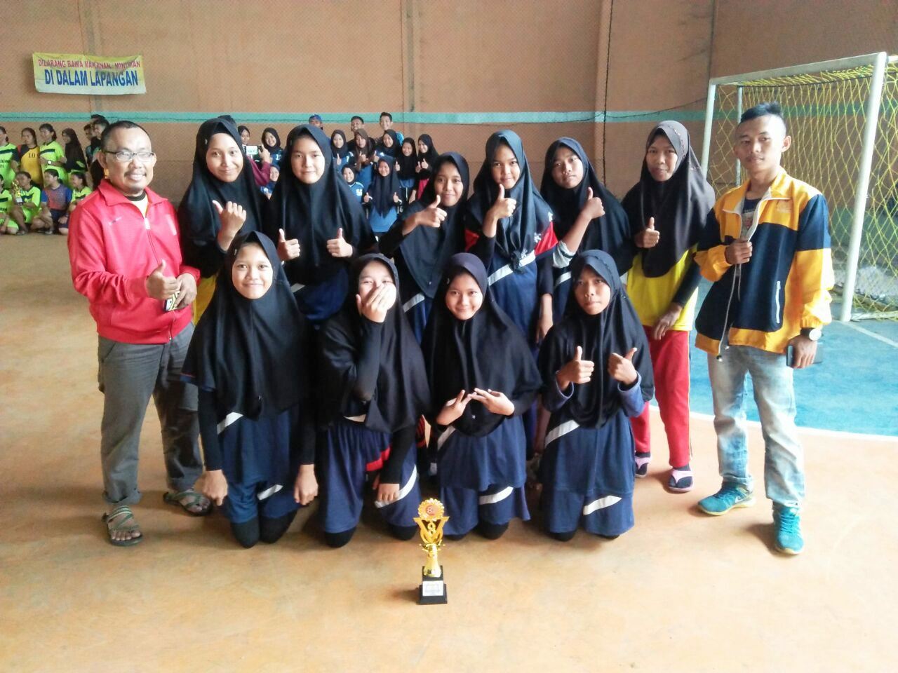 SMPN 1 Pagaden Barat Juarai Liga Futsal MGMP