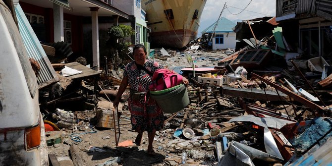 Pencarian Jenazah Gempa Belum Dihentikan