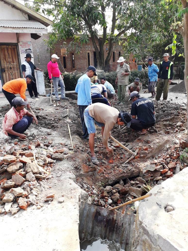 Warga Rancadaka Bangun Gorong-Gorong, Cegah Banjir Jelang Musim Hujan