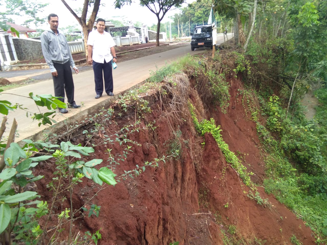 Amblas, Jalan Penghubung Dawuan-Kalijati Ancam Keselamatan Warga