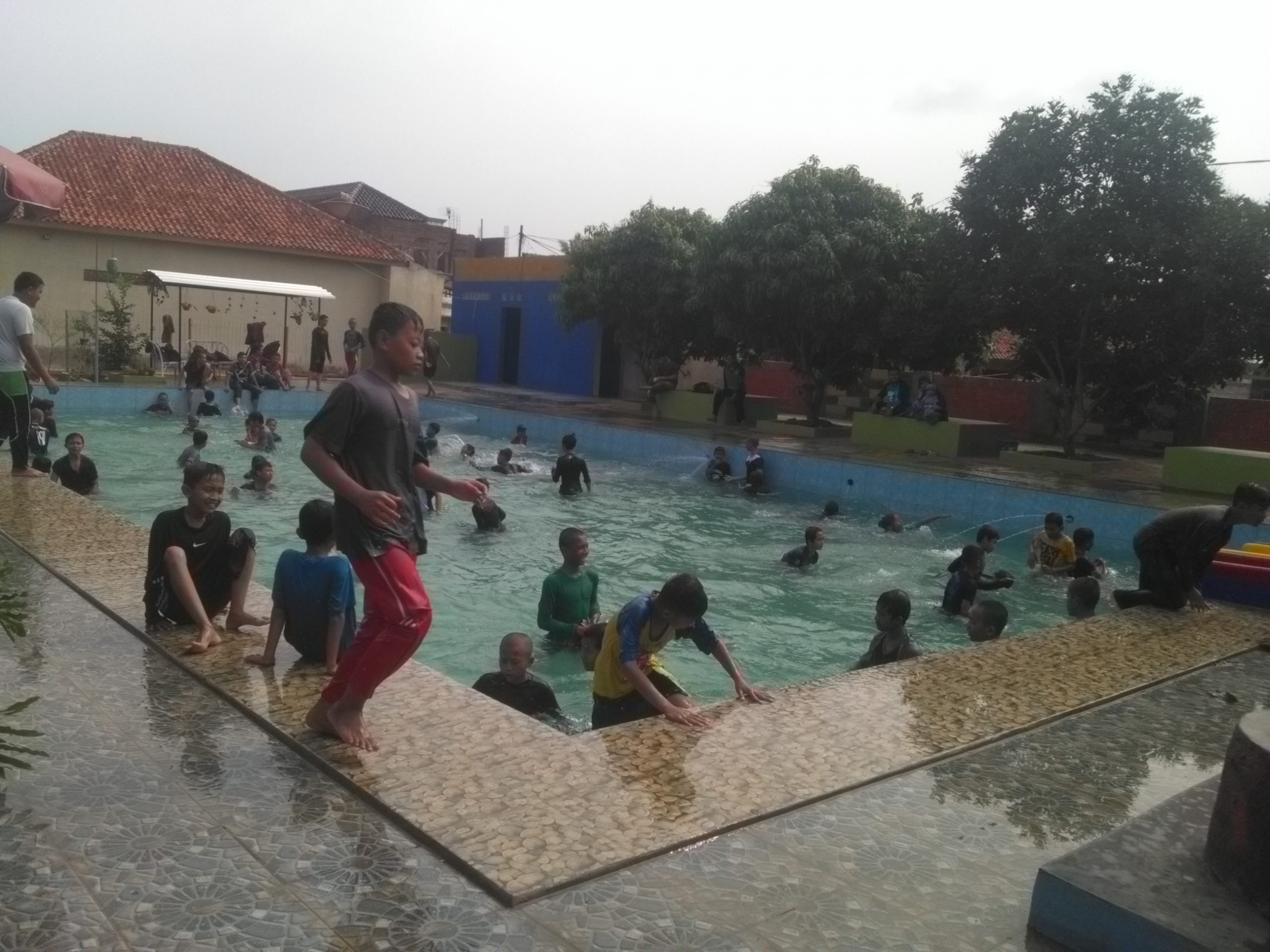 Ohana Kolam Renang Tetap Jadi Pilihan, Tiket Murah Fasilitas Memuaskan