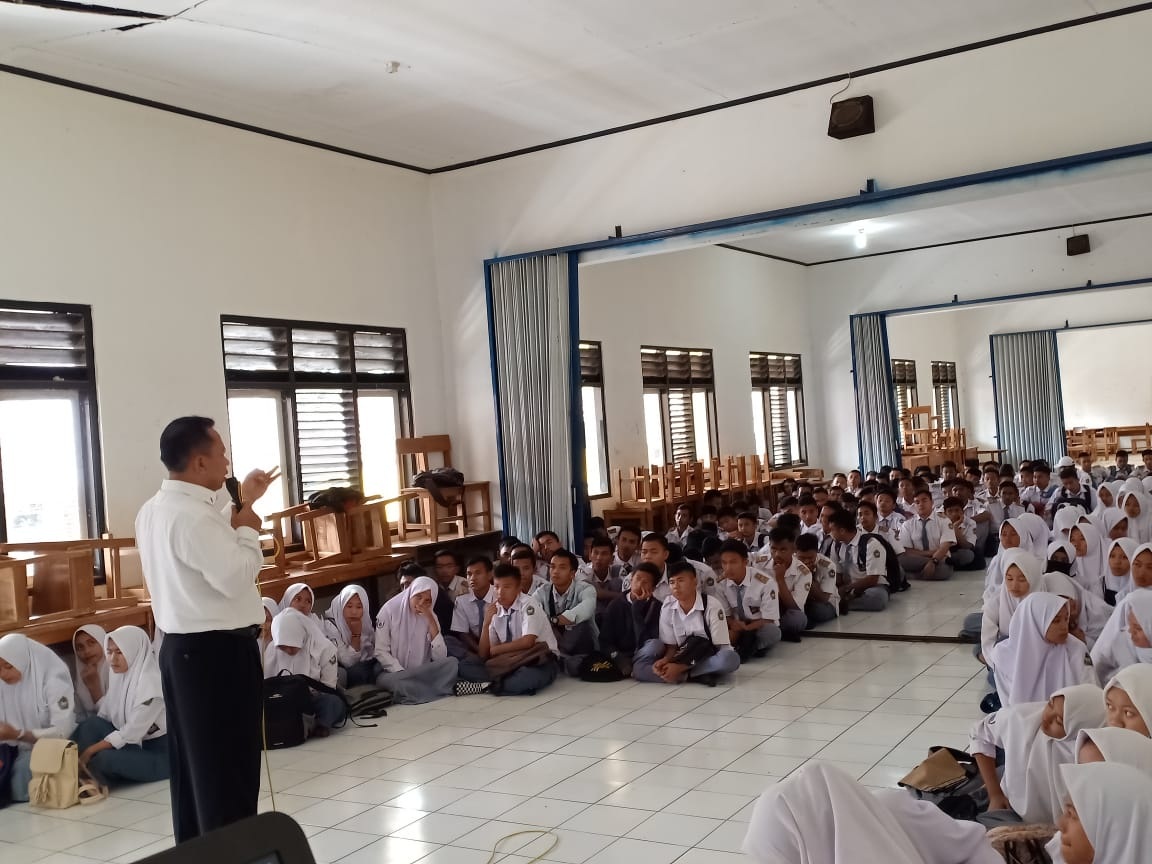 SMKN 1 Bojong Getol Sosialisasi Antinarkoba