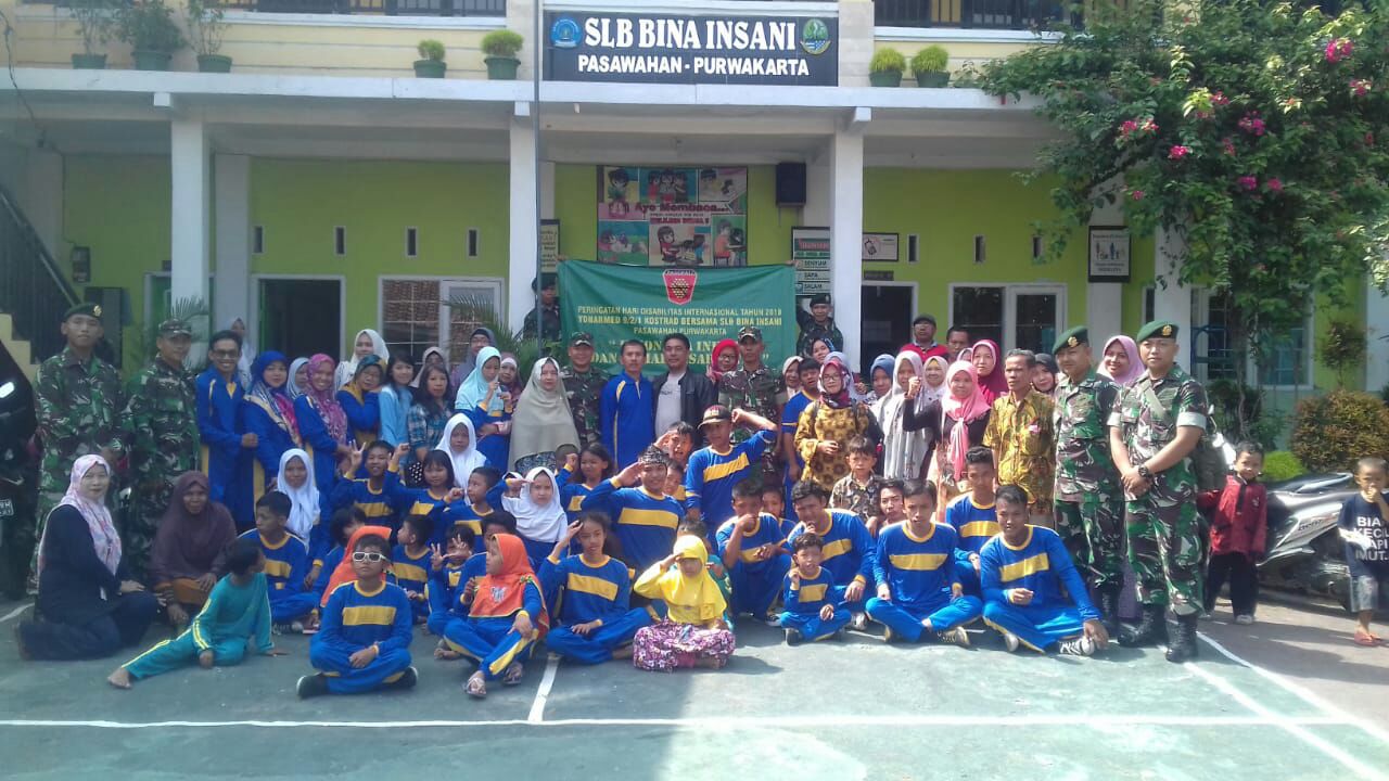 Yonarmed 9/Pasopati Kostrad Bantu Siswa SLB Bina Insani