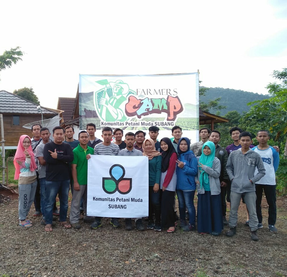 Melalui Farmers Camp, Petani Muda Subang Kembangkan Buah-buahan dan Peternakan