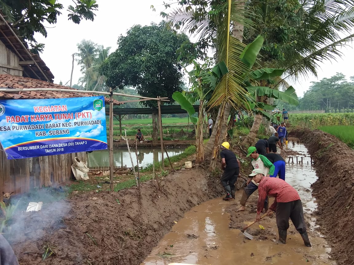 Pemdes Normalisasi Saluran Air, Komitmen Berikan Pelayanan Terbaik