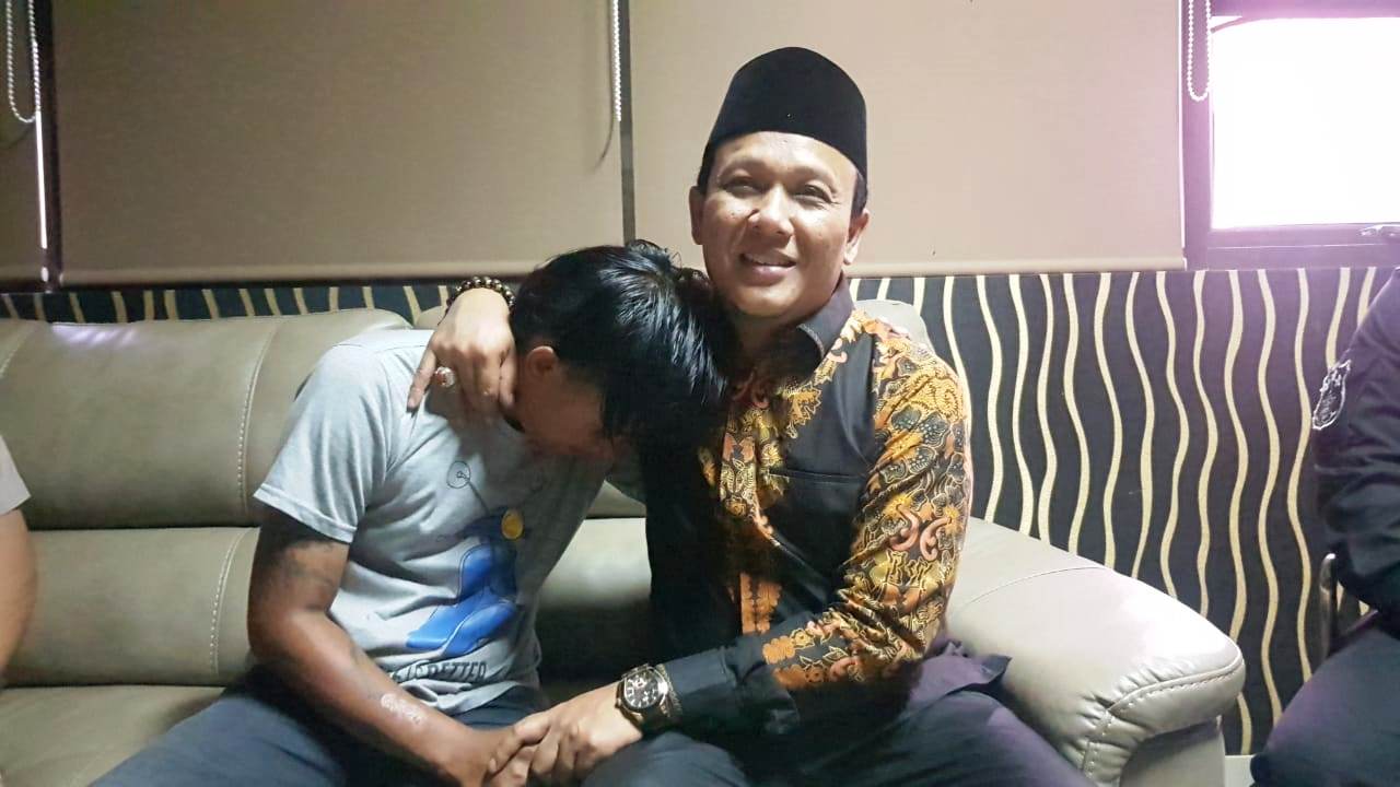 Bizman Minta Maaf, Jimmy Cabut Laporan