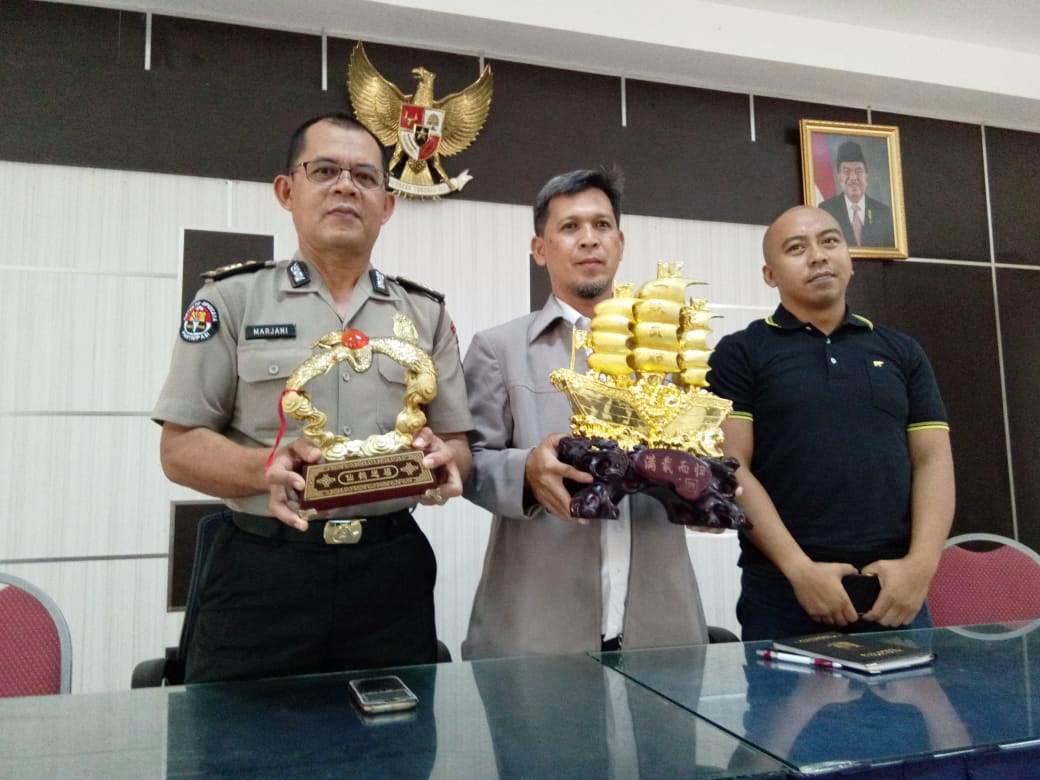 Polres Karawang Amankan Dua Benda Dianggap Mistis