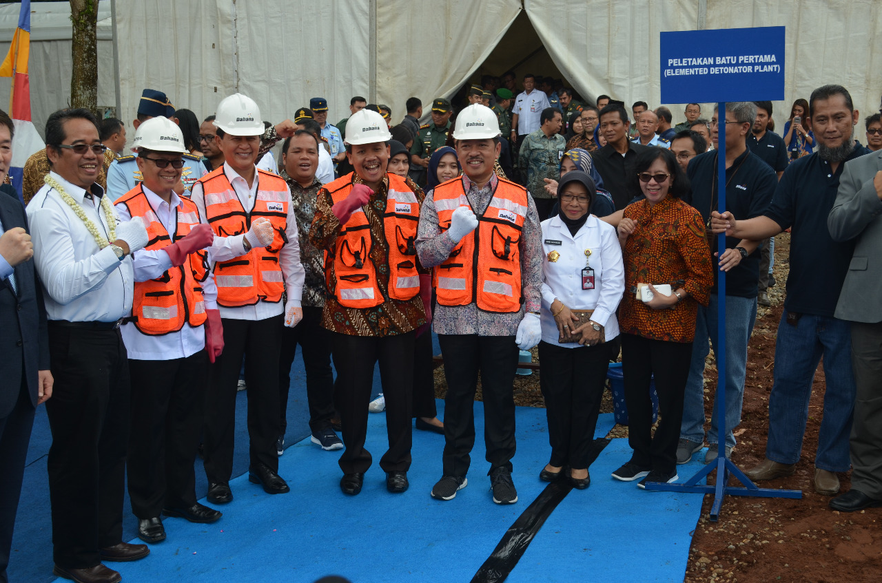 PT Dahana Menjadi Kiblat Bahan Peledak Indonesia