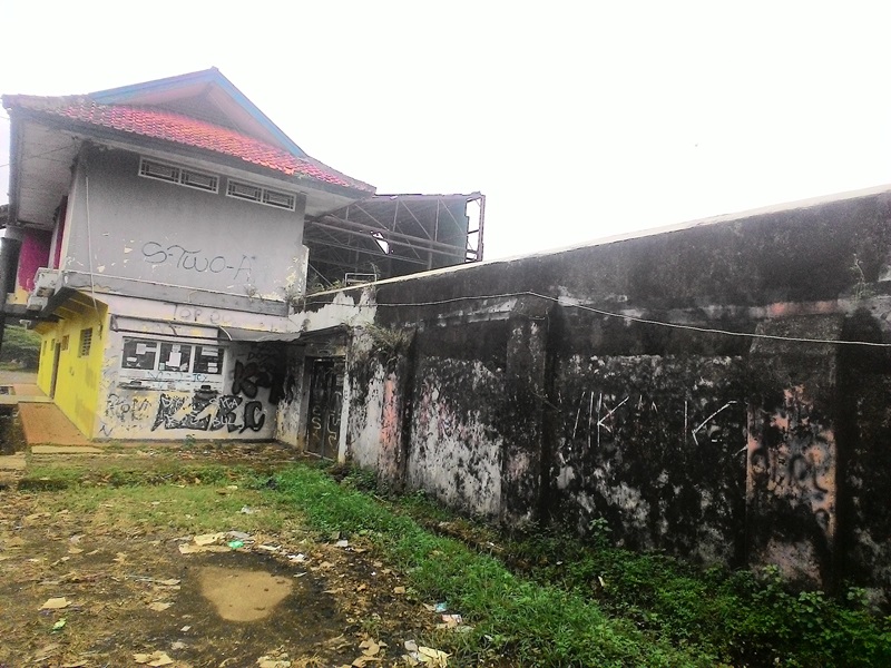 Warga Subang Tagih Janji Bupati Perbaiki Stadion Persikas