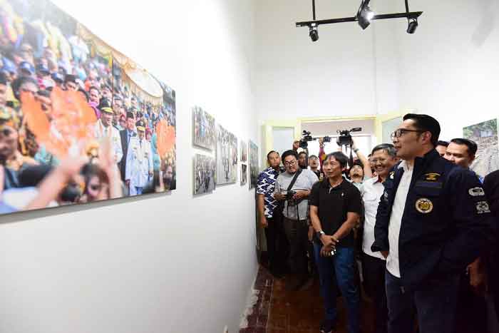 Ridwan Kamil Buka Pameran Foto Arke