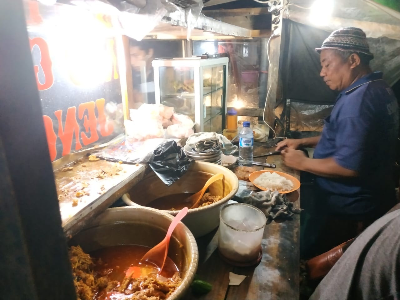 Nikmatnya Daging Ayam dan Bebek Rica-rica Purwono