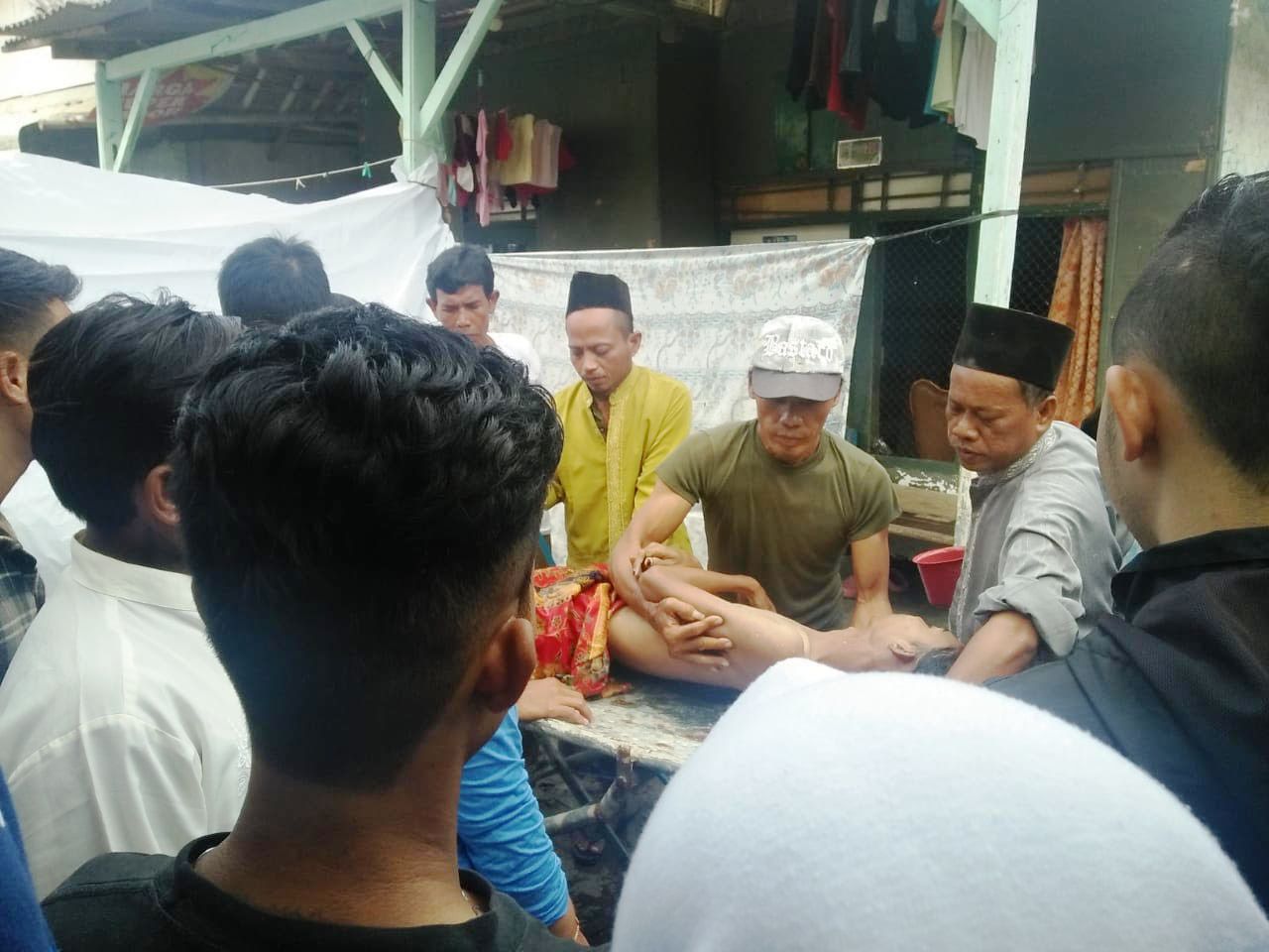 Tenggak Miras Oplosan, Dua Remaja Tewas