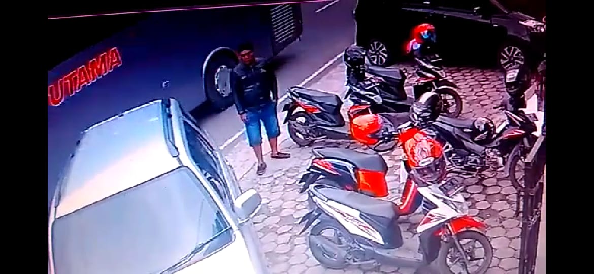 Mau Nonton Dilan, Motor Hilang di Masjid