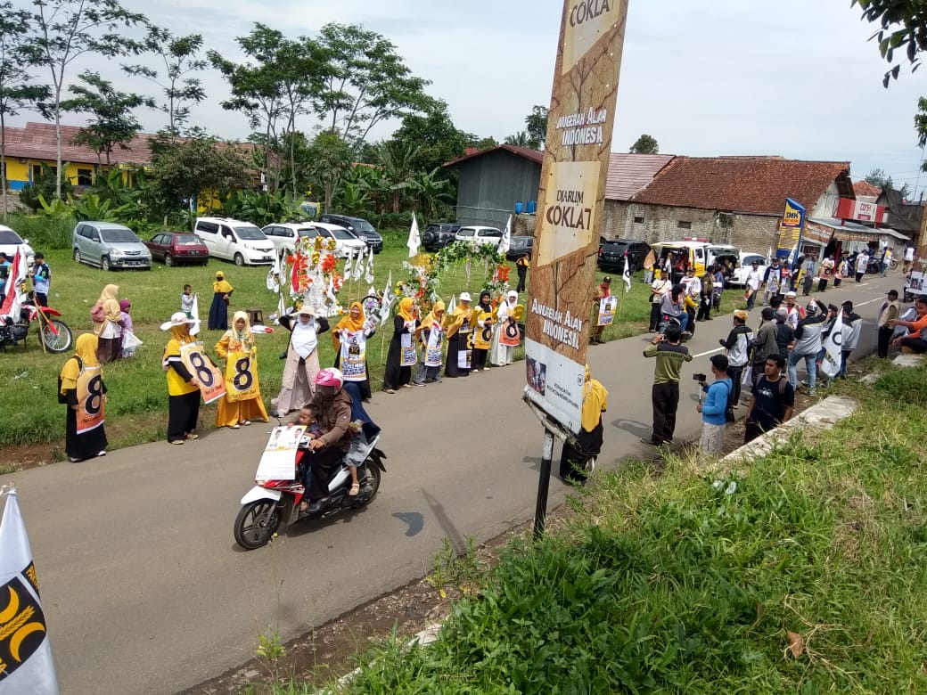 Flashmob PKS Sapa Warga Bojong