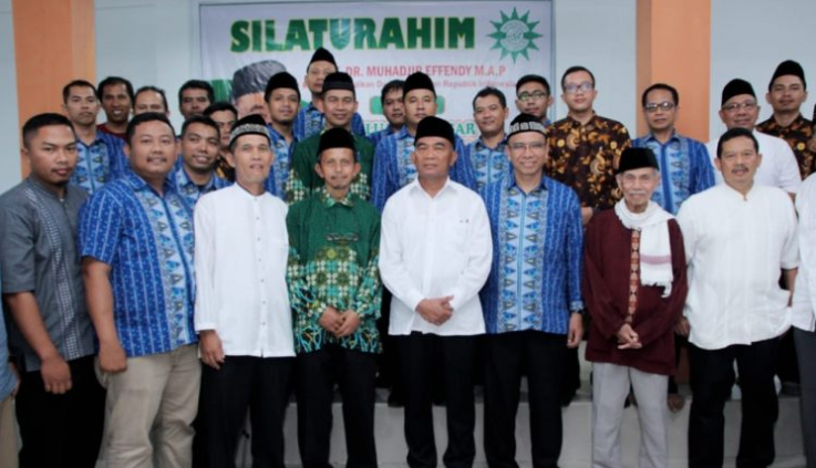 Mendikbud Motivasi Siswa dan Guru SD IK