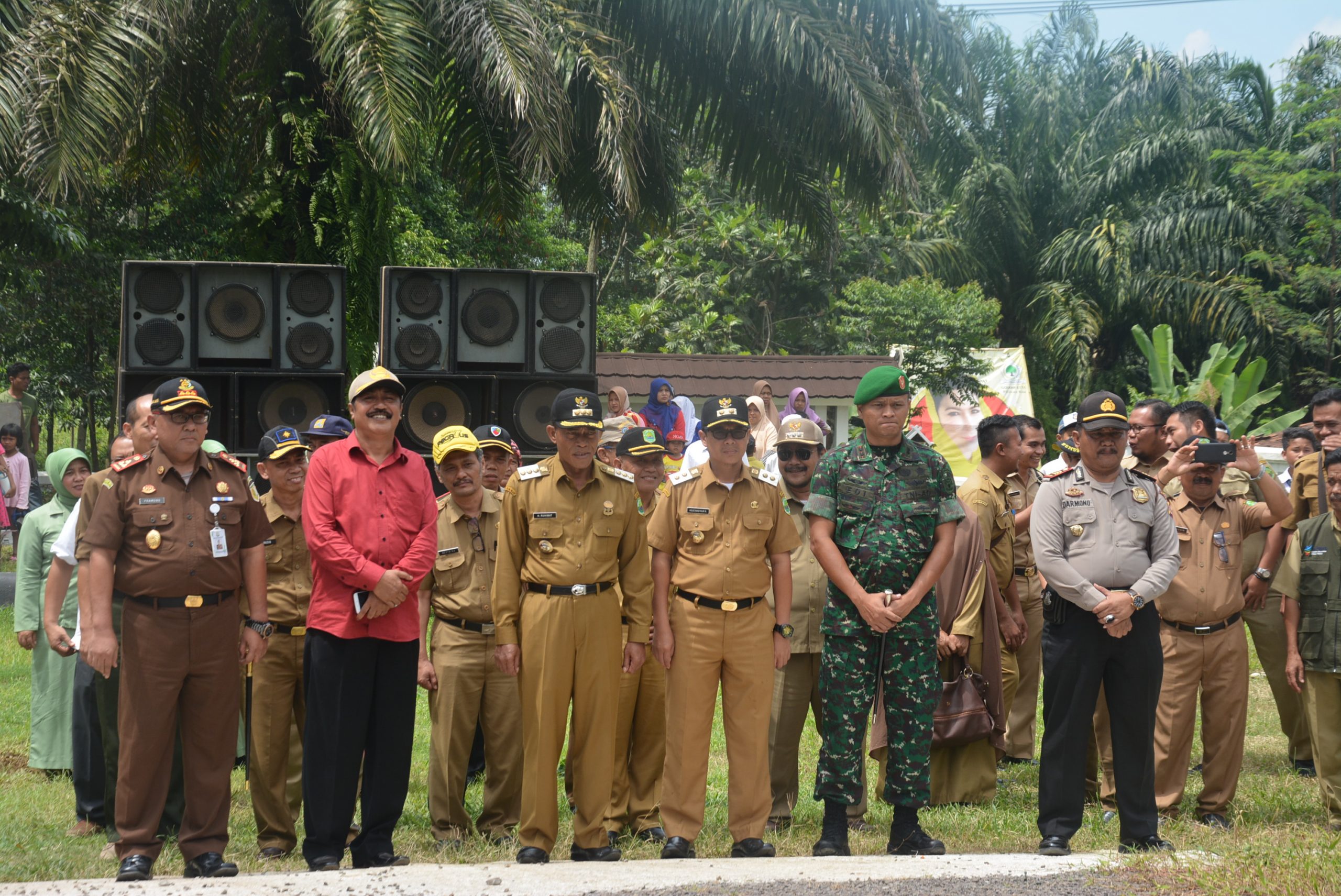 Bhakti Siliwangi Manunggal Satata Sariksa Bangun Jalan Desa dan Rutilahu