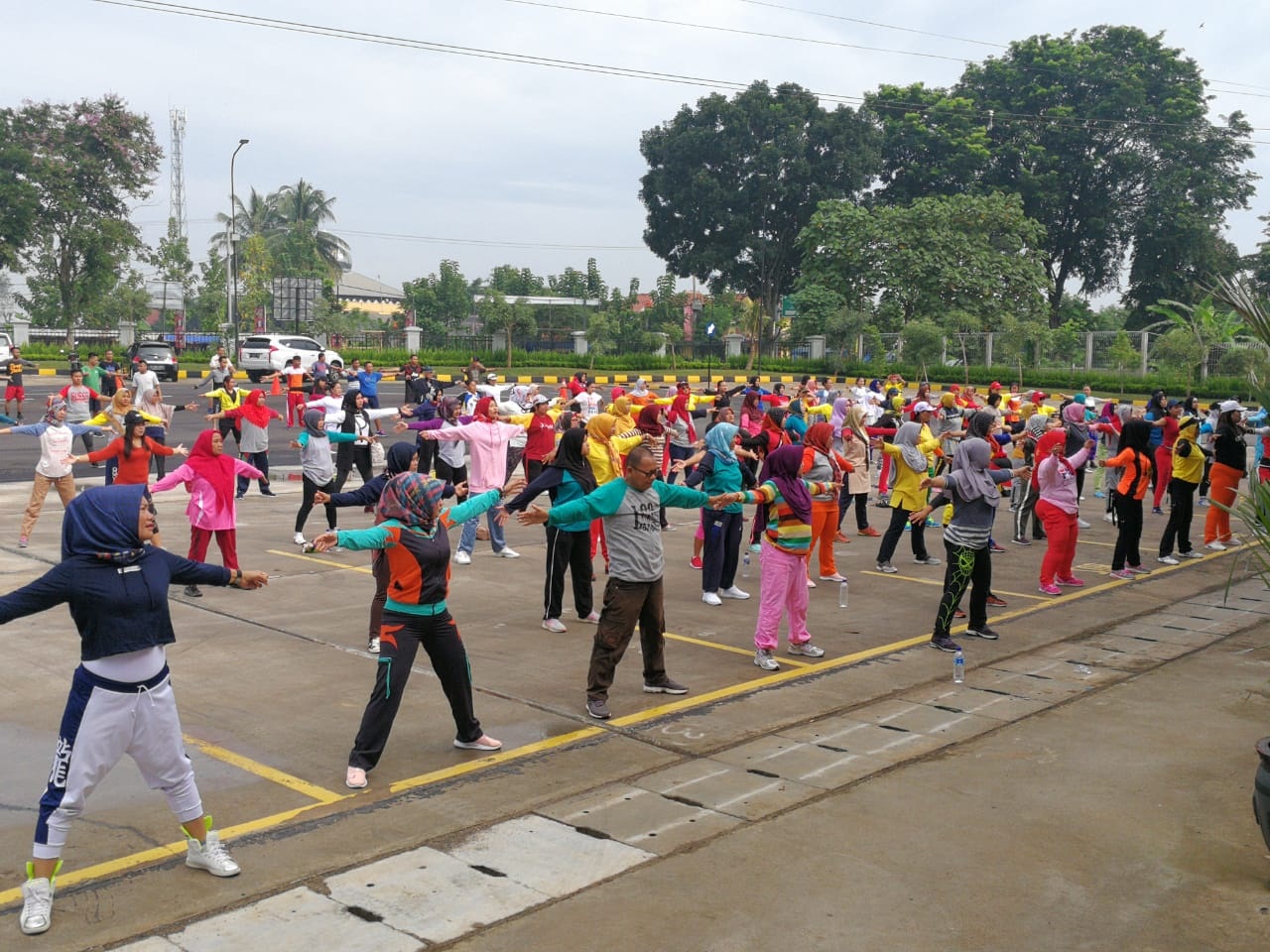 Ratusan Masyarakat Ikuti Senam Bebas Batuk