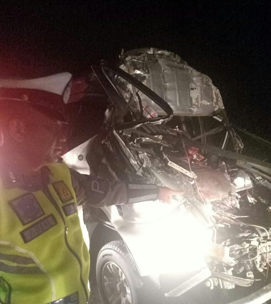 Kecelakaan di Cipali: Malam Elf Seruduk Truk 5 Orang Tewas, Pagi Tabrakan Beruntun