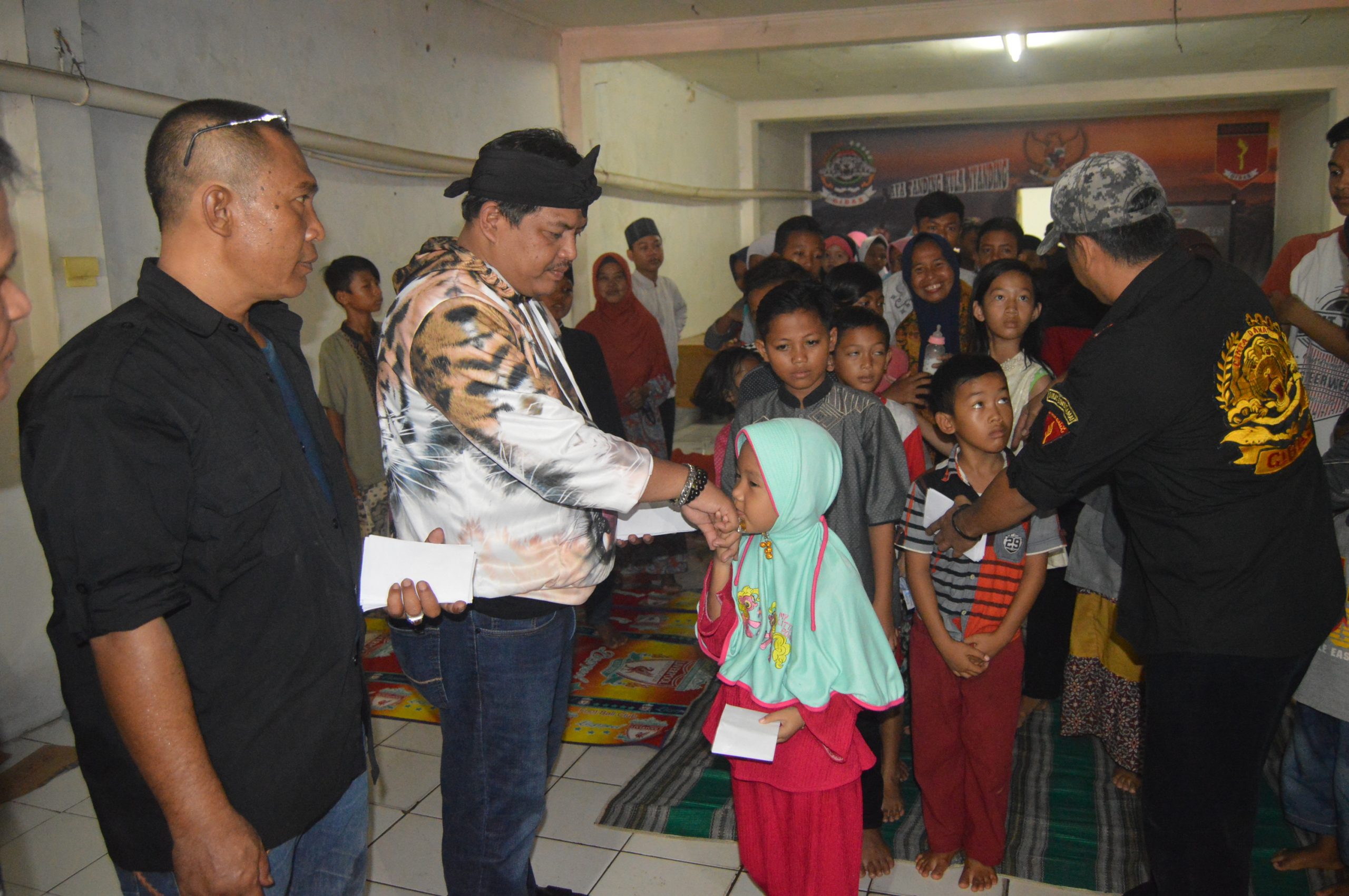 HUT Ke-16, Gibas Santuni Lansia dan Anak Yatim