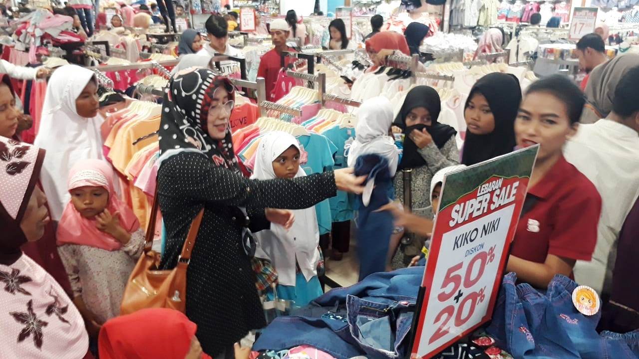 Ida Zamakhsyari Santuni 40 Anak Yatim Piatu