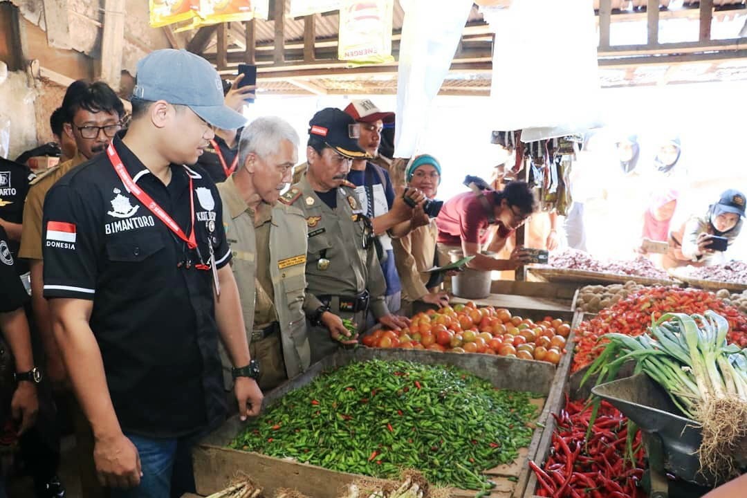 Harga Bawang dan Sembako Masih Mahal