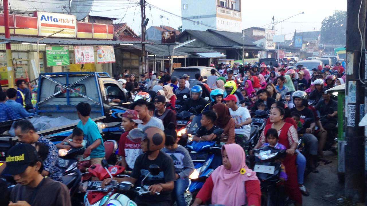 Sekmat: Warga Senang Jalan Macet