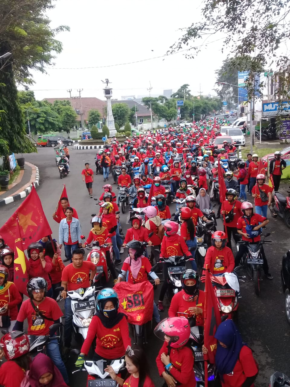 Mayday, Buruh: Hapus Outsourcing!