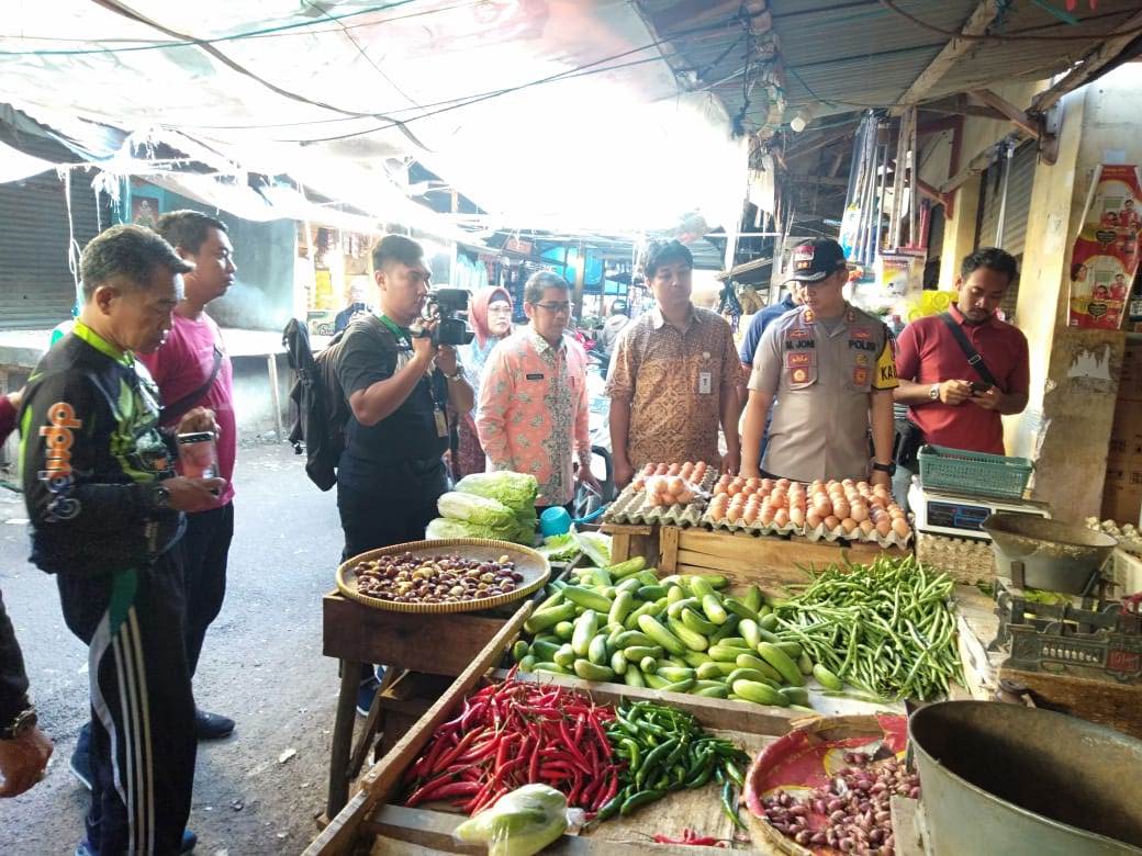 Tim Gabungan Pemkab Subang Cek Stok Kebutuhan dan Harga Sembako