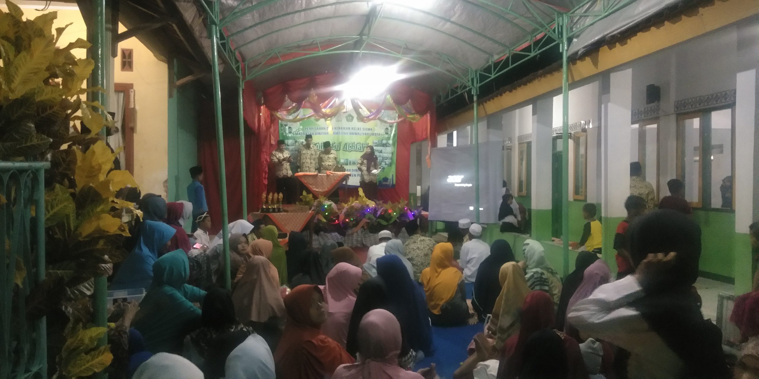 Kenaikkan Kelas MDTA Tuhfatul Athfal Berlangsung Khidmat