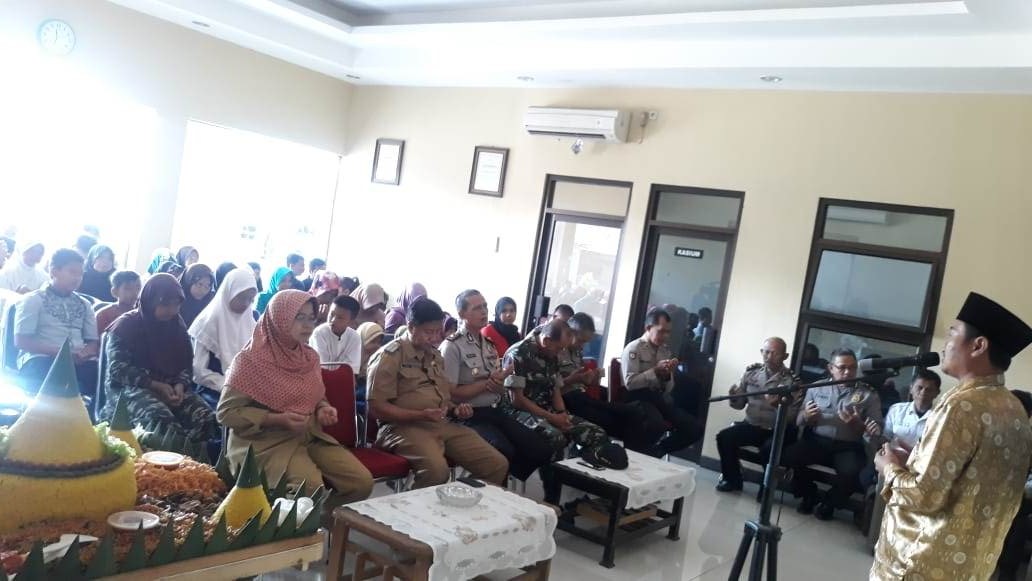 HUT Bhayangkara, Polsek Klari Santuni Anak Yatim