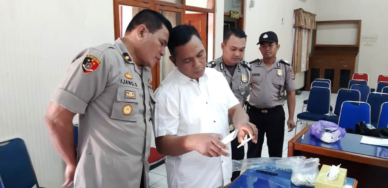 39 Perwira dan Bintara Dites Urine