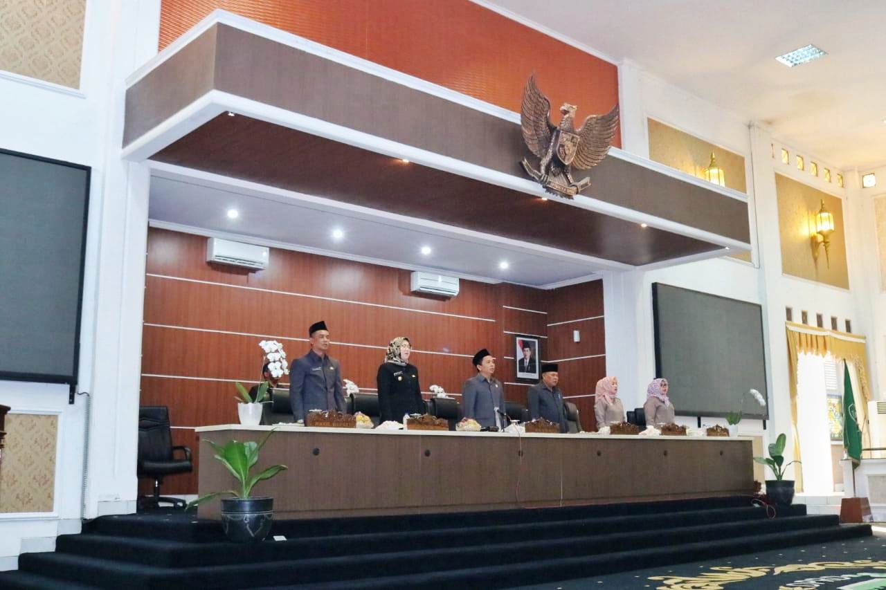 Latar Akademik Calon Ketua Dewan Harus Mumpuni