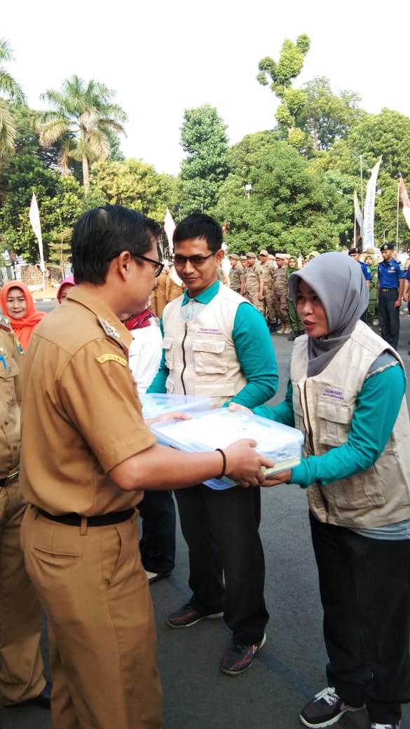 Wabup Subang: Simpan Daging Kurban Pakai Daun