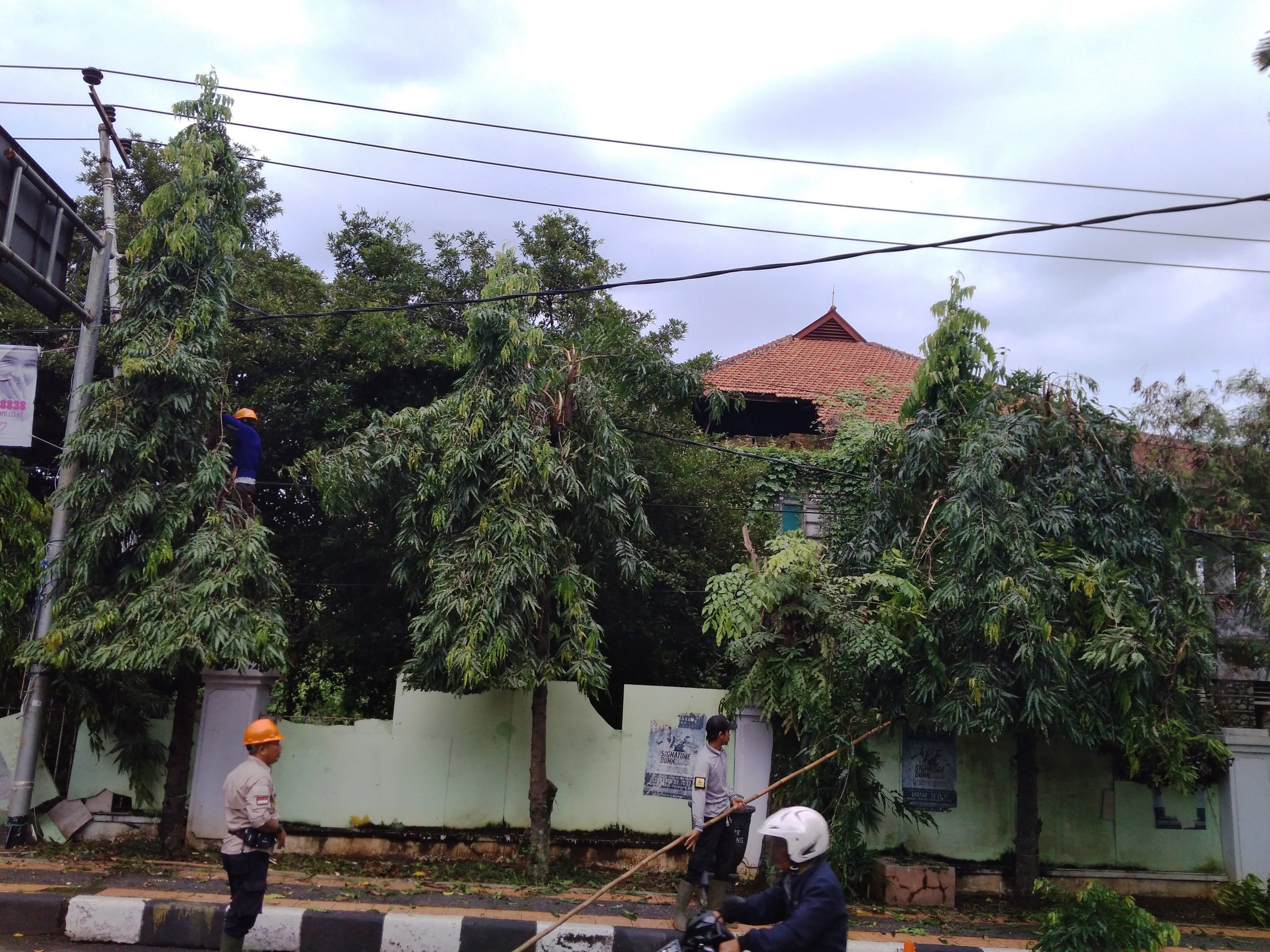 Bangun Hotel Plaza Sesuai Peruntukkan, Terkesan Kumuh dan Angker