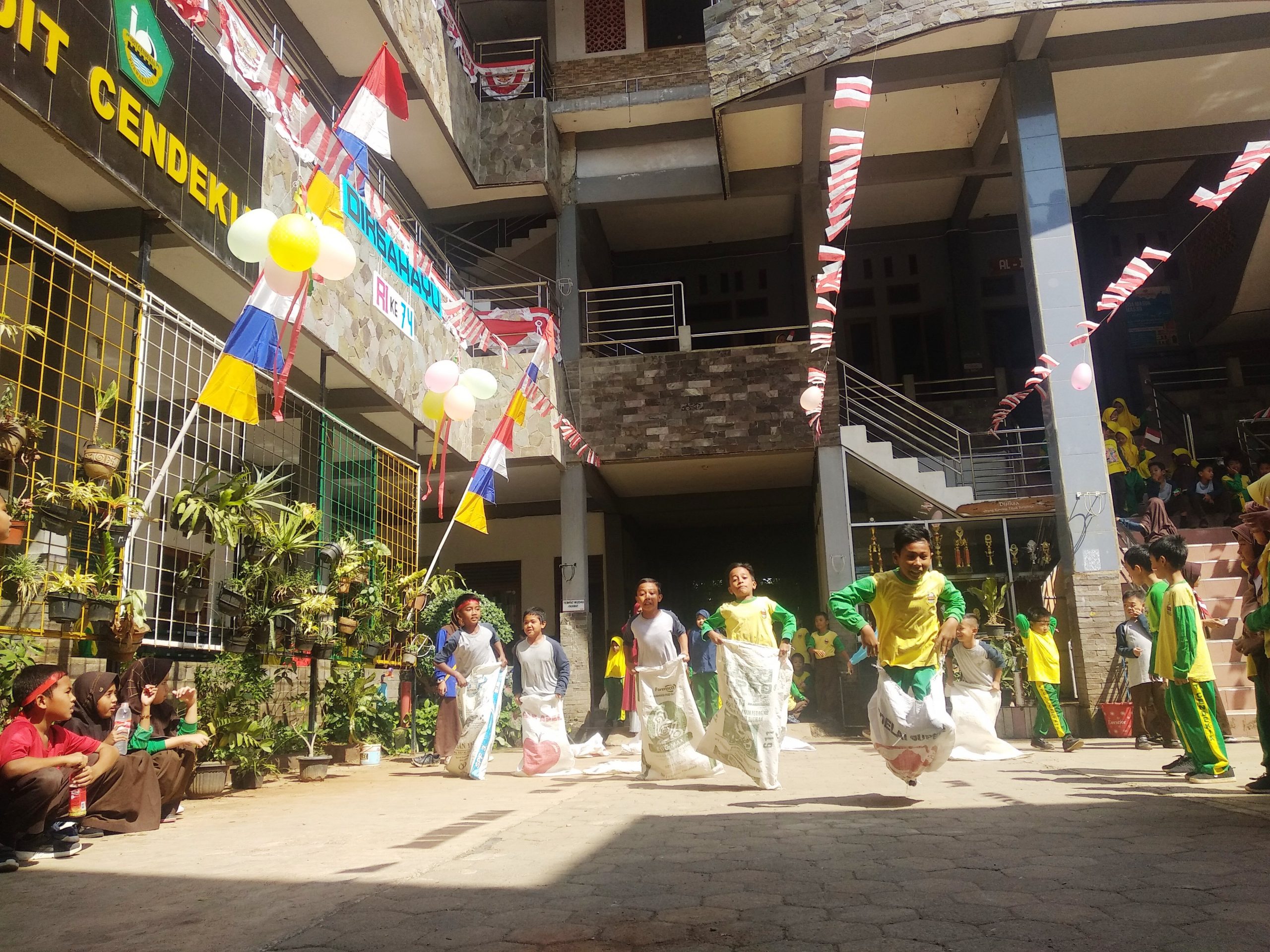 Tumbuhkan Jiwa Nasionalisme Siswa SDIT Cendekia, Berbagai Lomba Maknai Kemerdekaan