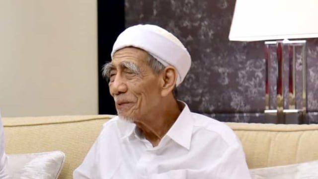 Innalillahi Wainna Ilaihi Rajiun, Mbah Moen Meninggal Dunia di Makkah