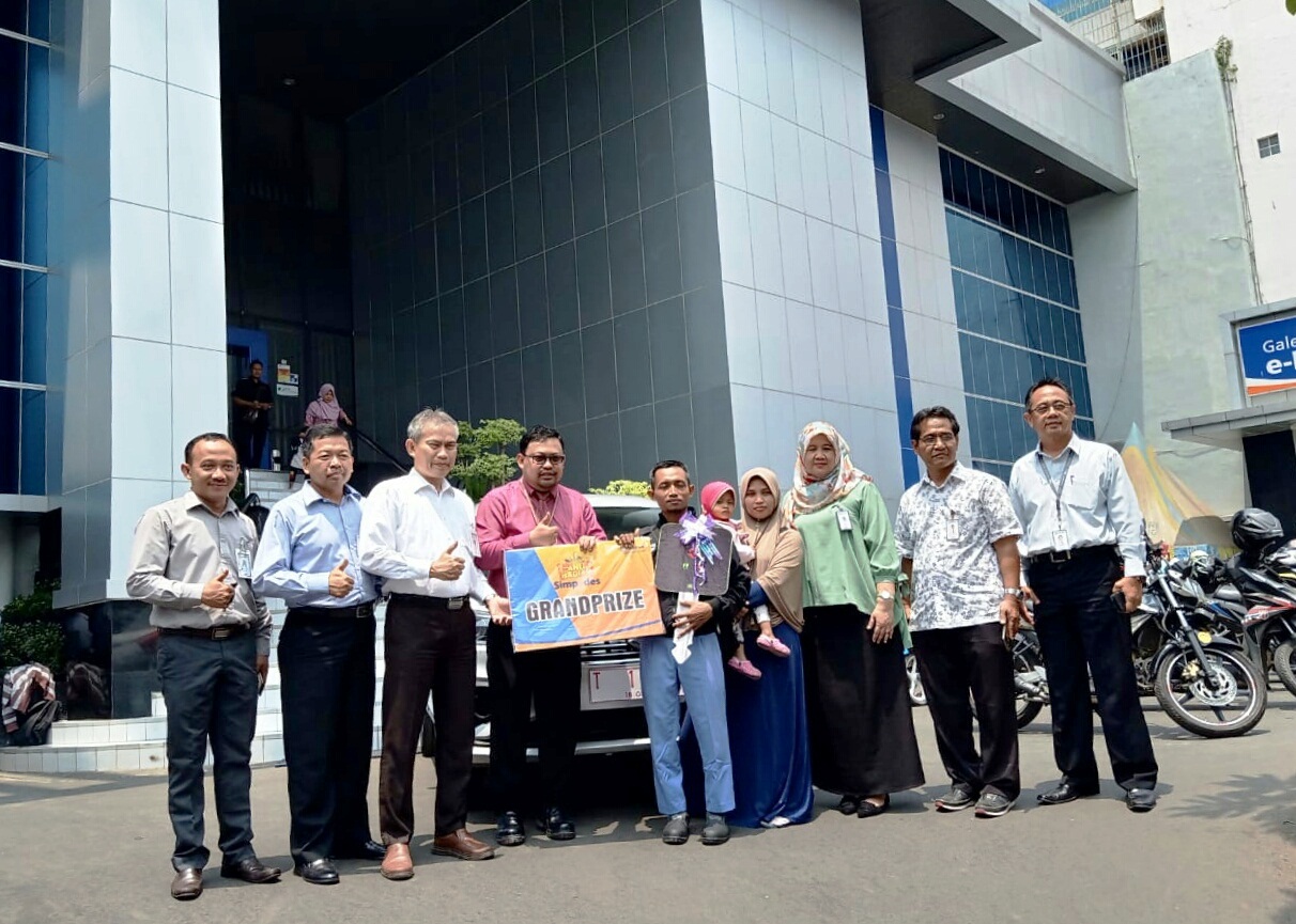 BRI Serahkan Hadiah Satu Unit Mobil