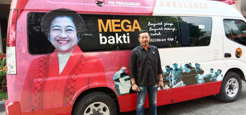 PDI Perjuangan Dapat Hibah Ambulan