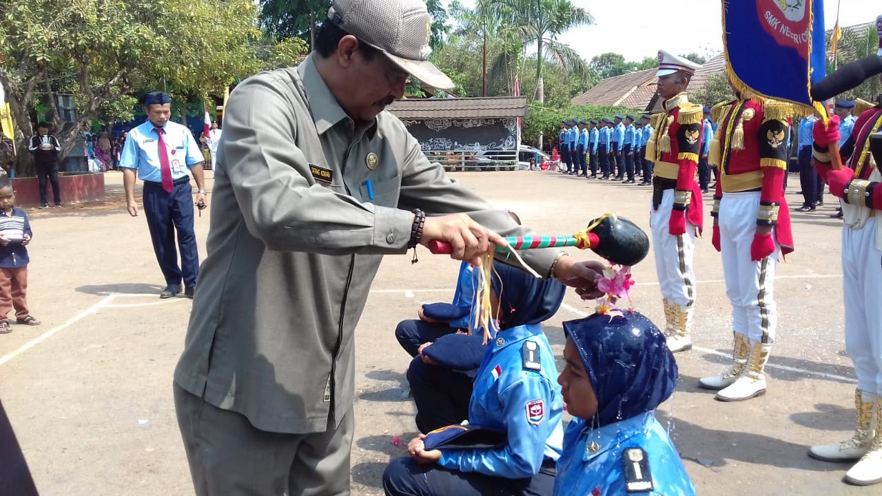 Taruna Baru SMKN 1 Cipeundeuy Dilantik