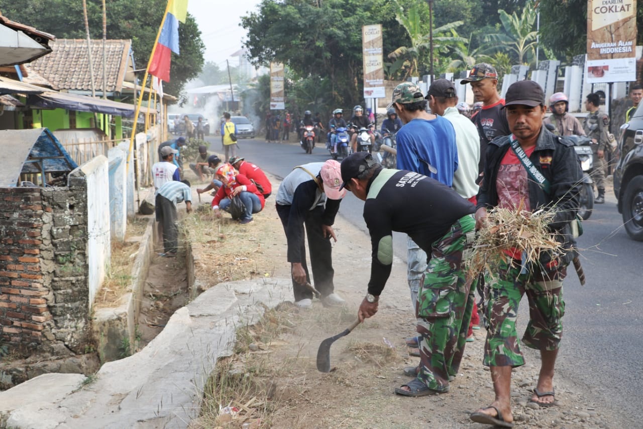 Arisan Gotong Royong, Laksanakan Jumaah Bebersih dengan Menggilir Daerah