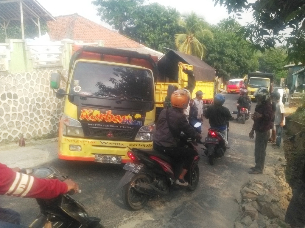 Jalur Tegalmunjul-Cihideung Rawan Tanjakan Curam