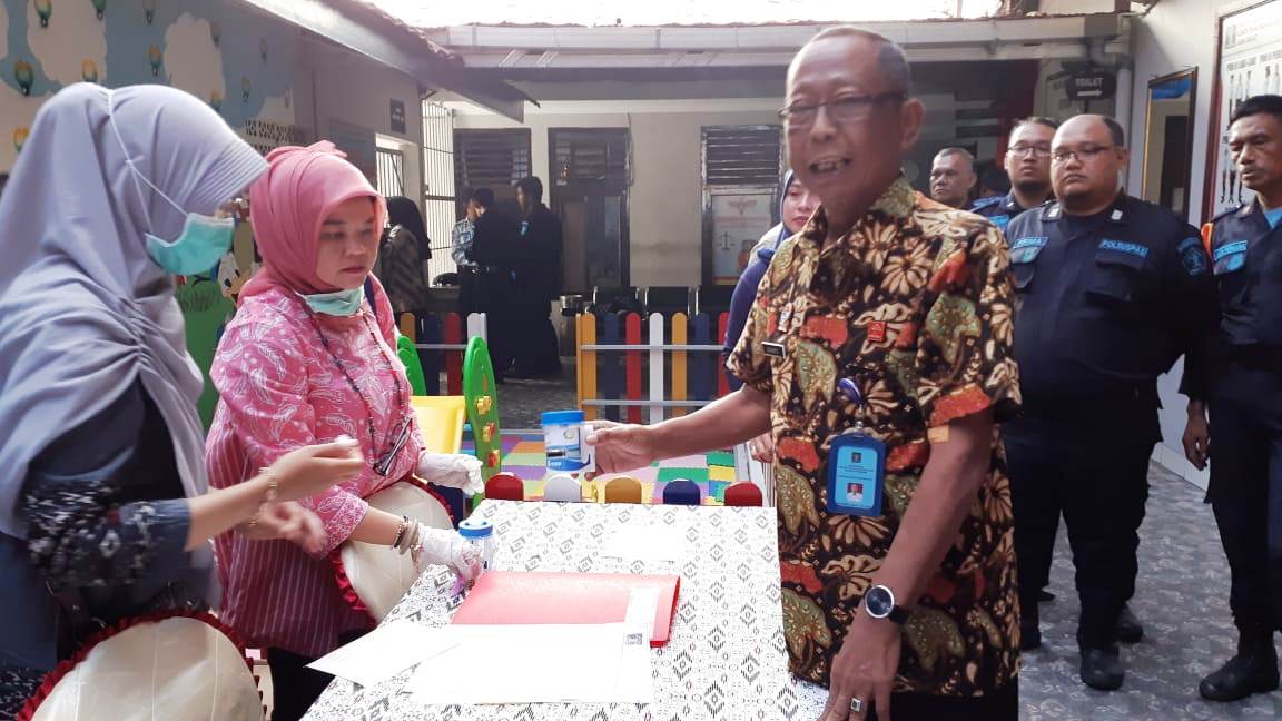 Petugas Lapas Sita Sajam Napi, Tes Urine Setiap Ahir Pekan