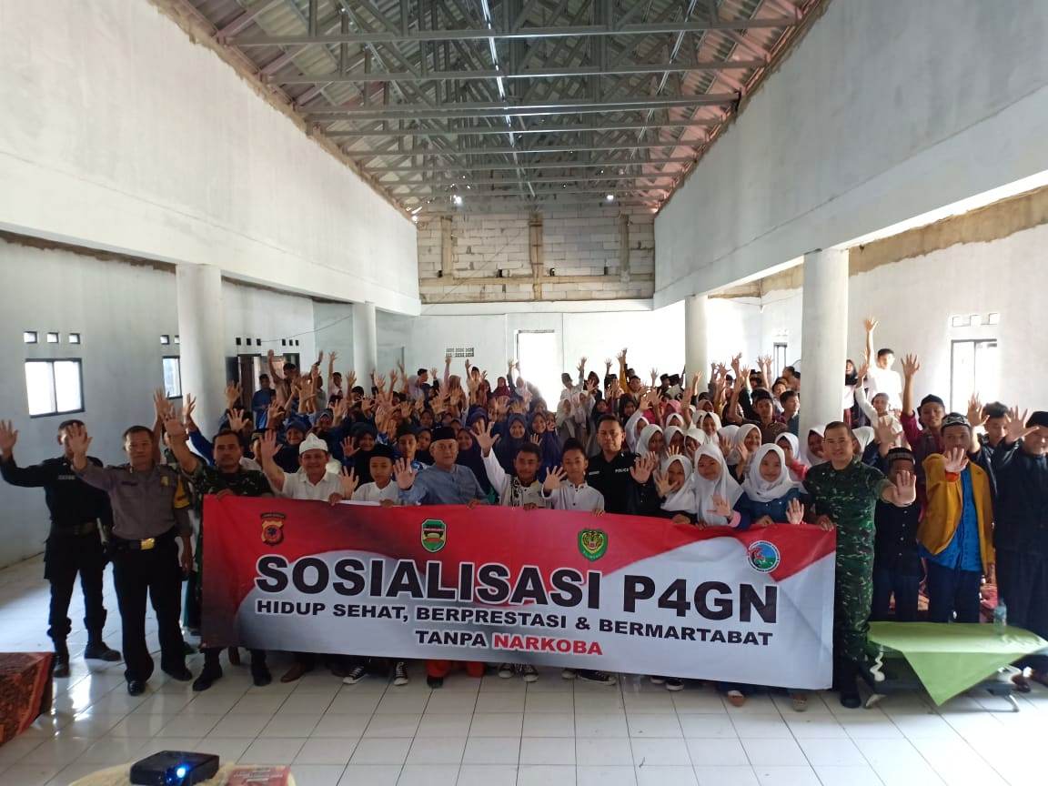 Sosialisasi saat TMMD, Warga Campakasari Melek Bahaya Narkoba