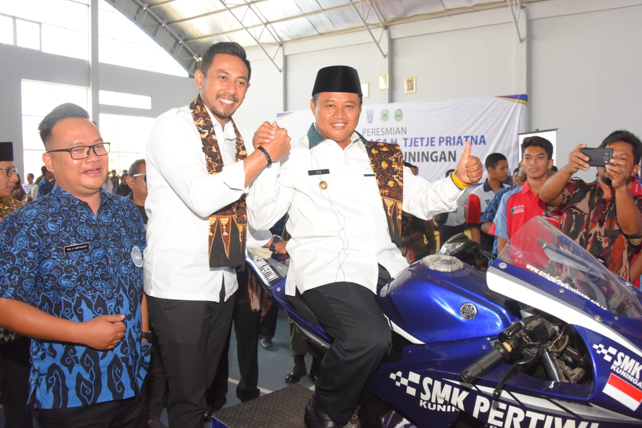 Lulusan SMK di Jabar Harus Punya 'BMW'