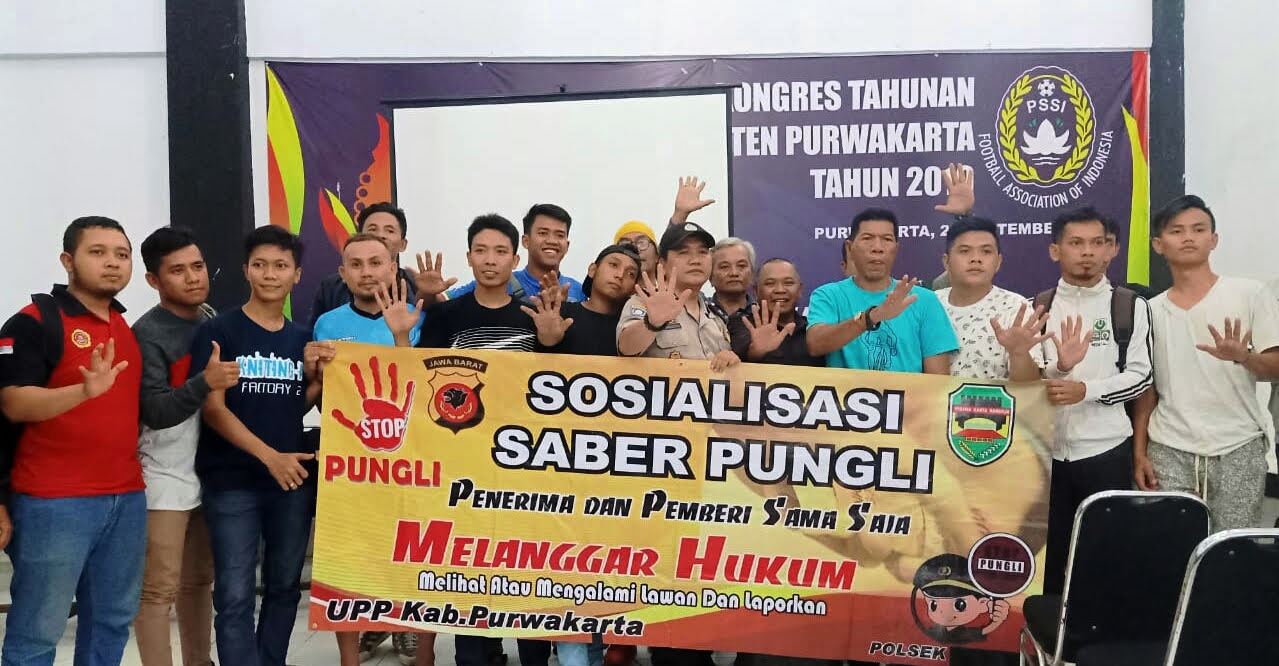 54 Tim Sepak Bola Berebut Piala Bupati