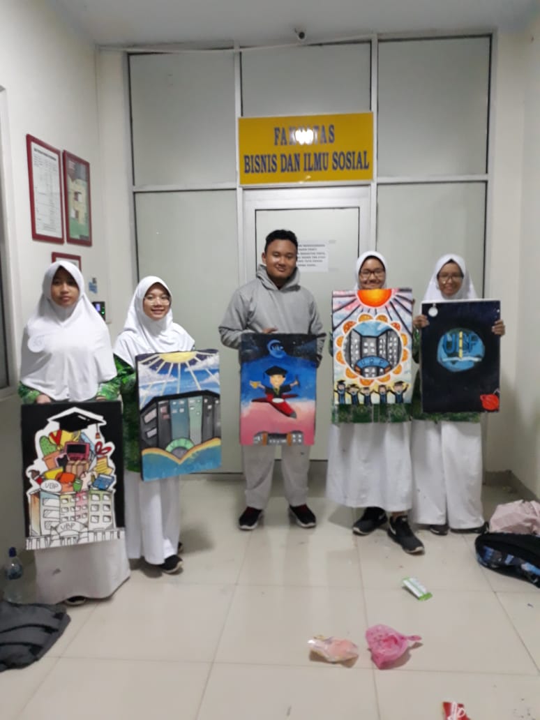 SMP Islam Al-Azhar Karawang Juara Lomba Melukis