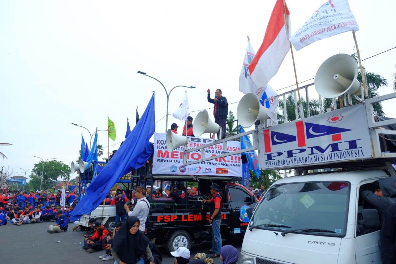 Buruh Tolak Rencana Penghapusan UMK, Pemkab Sampaikan Usulan ke Gubernur