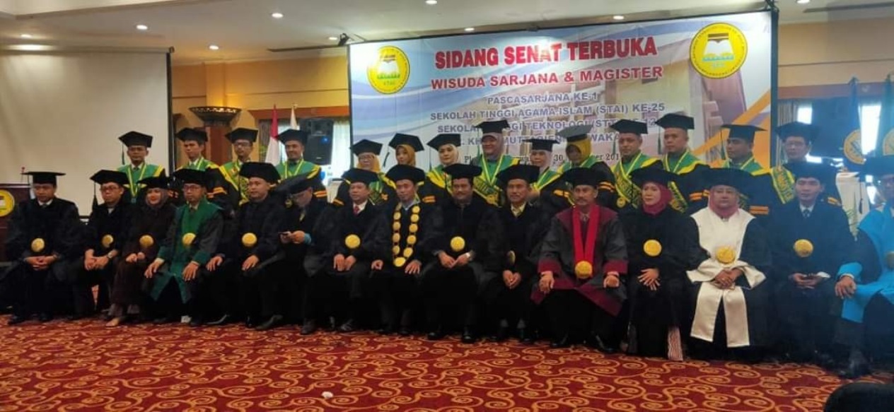 STAI DR KHEZ Muttaqien Wisuda Perdana Pascasarjana